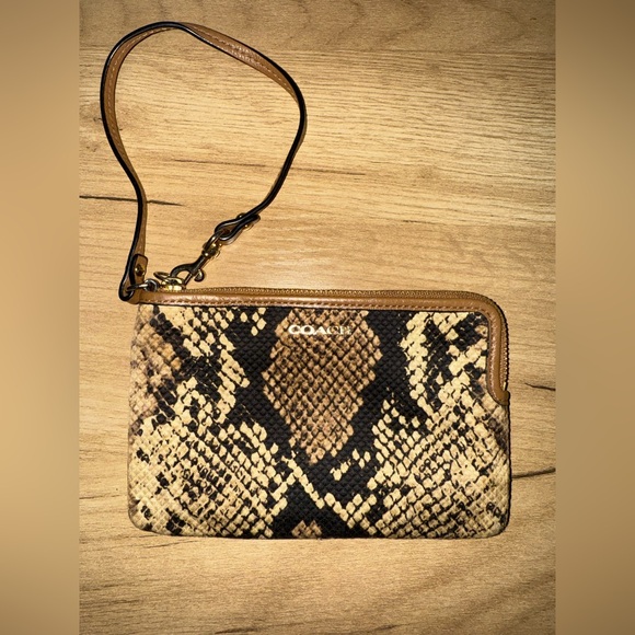 Coach Madison Phyton Snake Print Small Wristlet  Natural‎ Nude S - Picture 1 of 6
